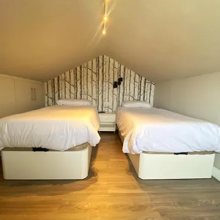 Trendy Homes Sierra Nevada, 5min Andando A La Plaza, Preciosas Vistas Y Parking Incluido アパート シエラネバダ
